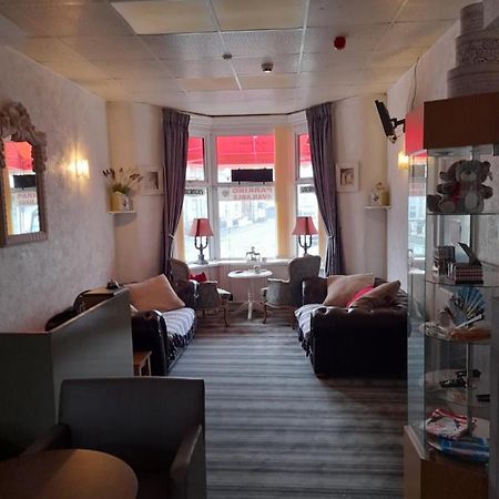 Chesterfield House Blackpool Extérieur photo