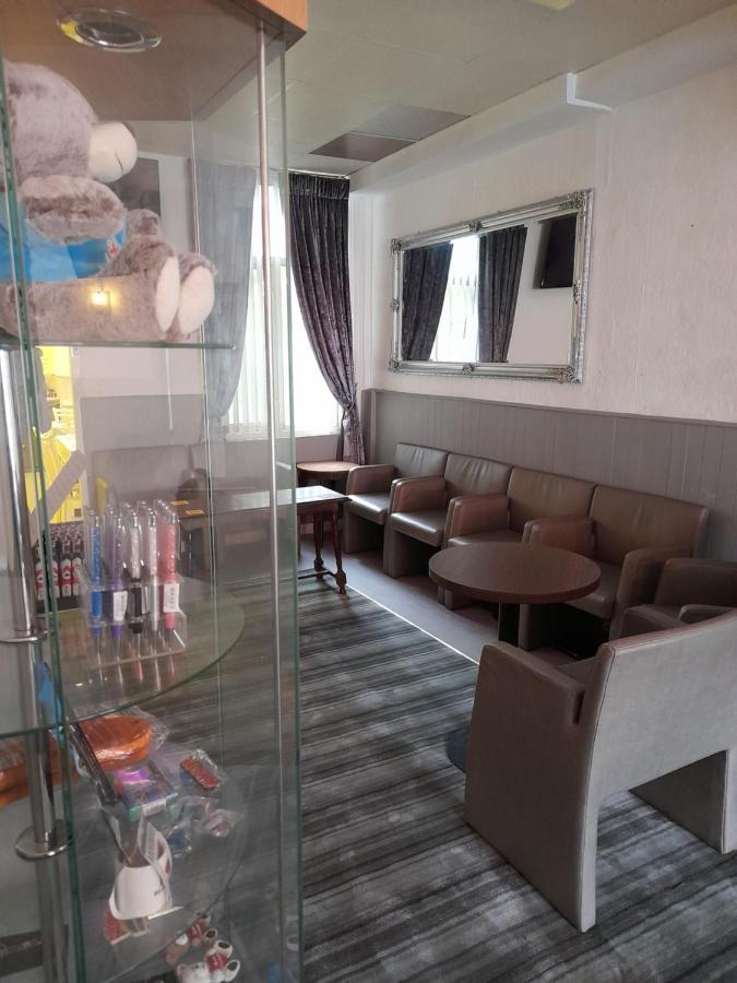 Chesterfield House Blackpool Extérieur photo
